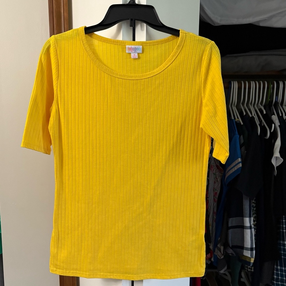 Bright Yellow Ribbed Lularoe LLR Gigi Top Size Small